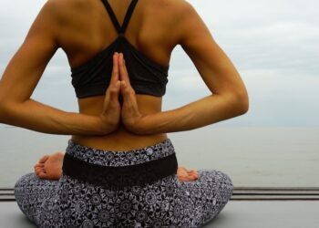 Come la filosofia Yoga può portare armonia nella tua vita quotidiana?