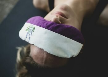 Esistono tecniche specifiche per aprire i chakra bloccati?